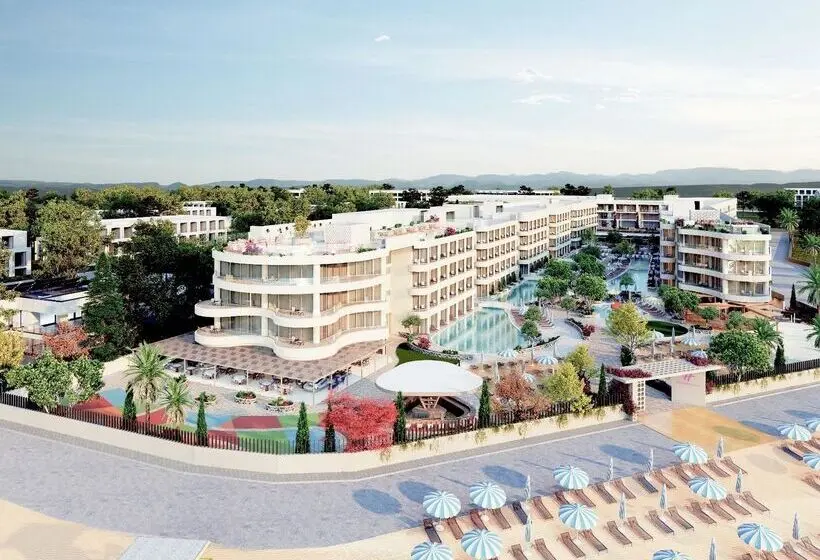 ホテル Holiday Inn Resort Bodrum West Beach