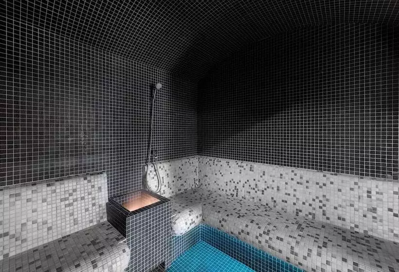 ホテル Kenese Bay Garden Resort & Conference