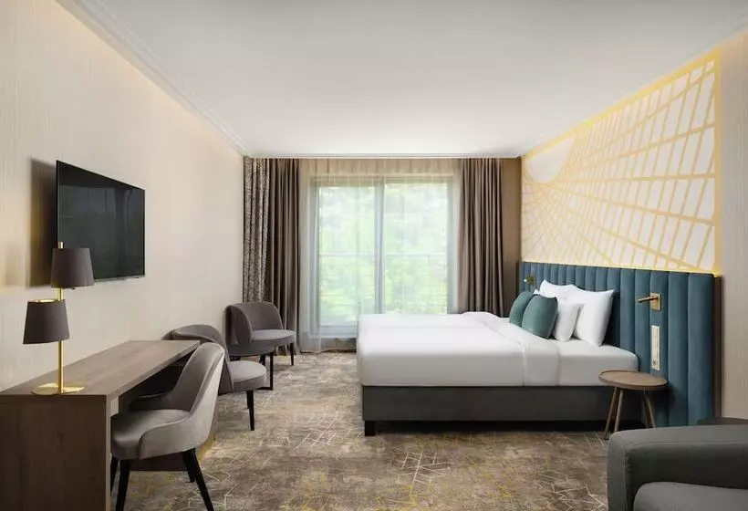 ホテル Kenese Bay Garden Resort & Conference