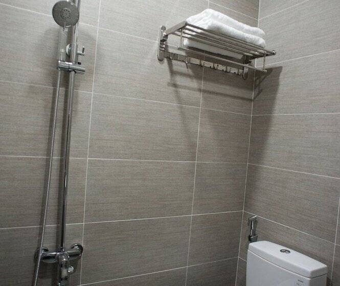 هتل The White House