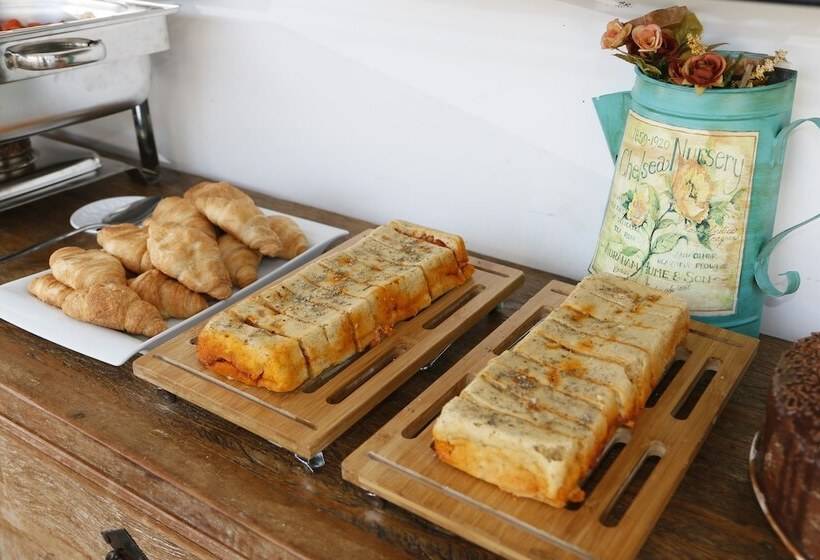 Pension Pousada Conca Di Mare   Restaurante   Pé Na Areia Com Serviço De Praia