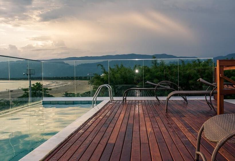 Pension Pousada Conca Di Mare   Restaurante   Pé Na Areia Com Serviço De Praia