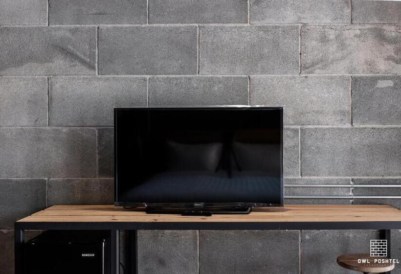 호텔 Owl Poshtel Kanchanaburi