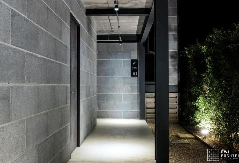 호텔 Owl Poshtel Kanchanaburi