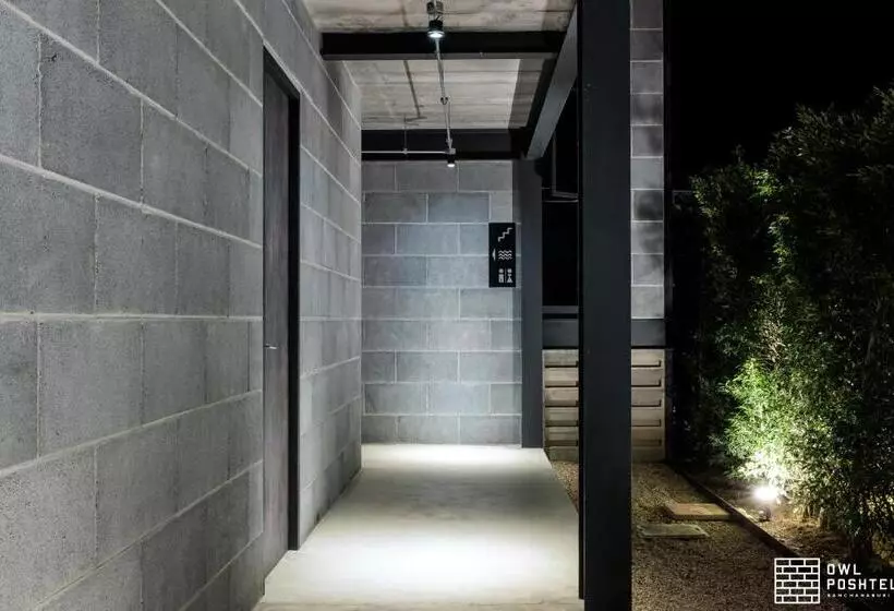 هتل Owl Poshtel Kanchanaburi