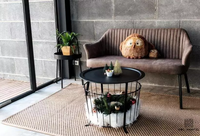 هتل Owl Poshtel Kanchanaburi
