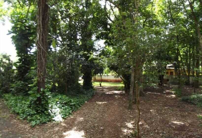 پانسیون Pousada Golden Cataratas