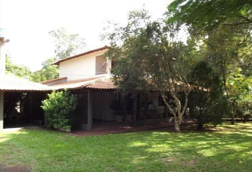 پانسیون Pousada Golden Cataratas