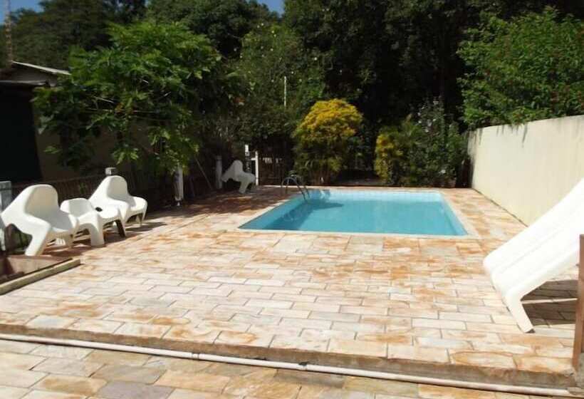 پانسیون Pousada Golden Cataratas