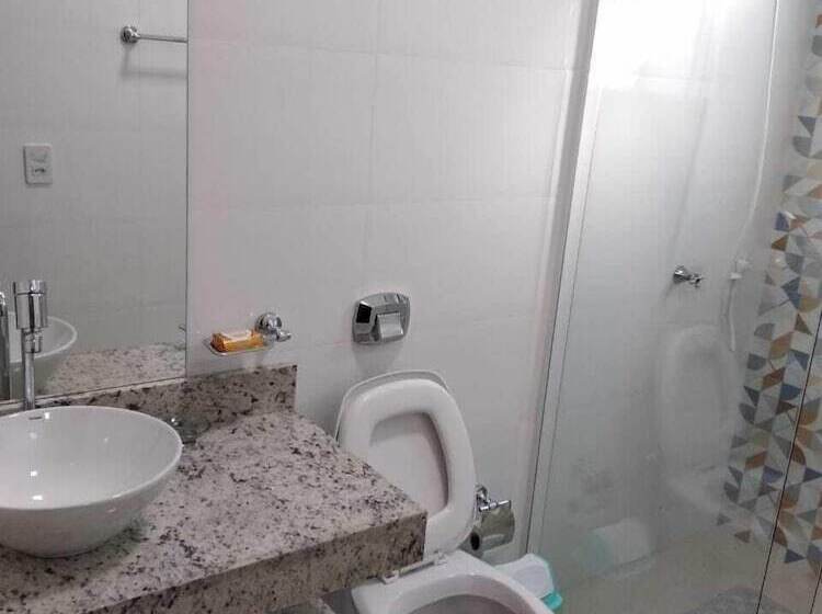 پانسیون Pousada Golden Cataratas