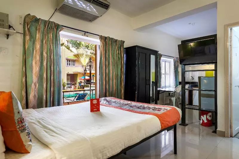 Hotel Oyo 2374 Renton Manor