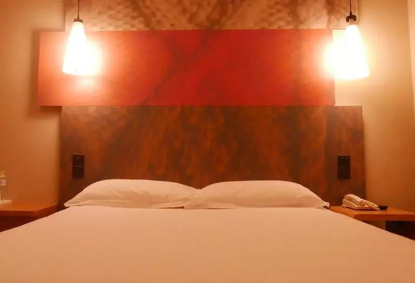 ホテル Ibis Nanchang Zhongshan Road Pedestrian Street