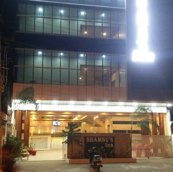 Hotelli Shamsu S Inn