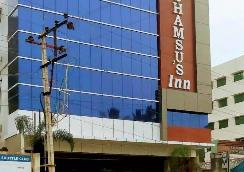 ホテル Shamsu S Inn
