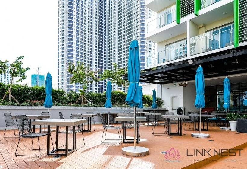 Linknest Seaview Apartment