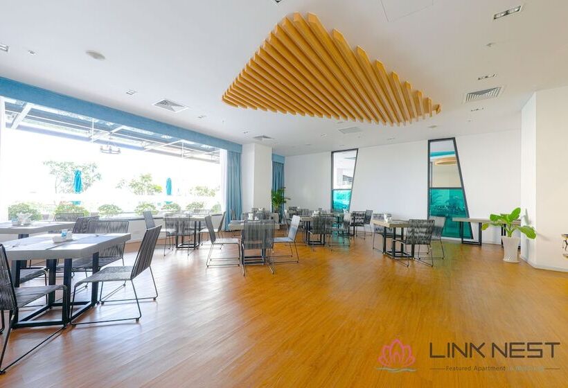 Linknest Seaview Apartment