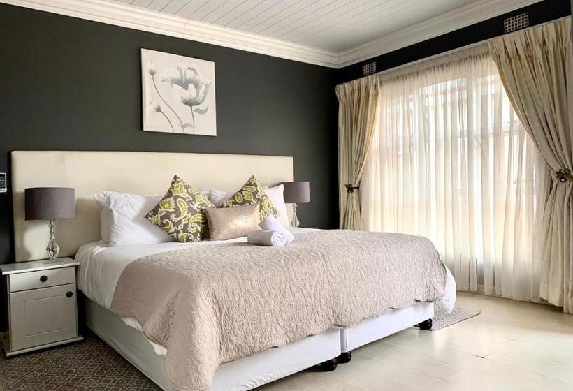 פנסיון Resthaven Guest House