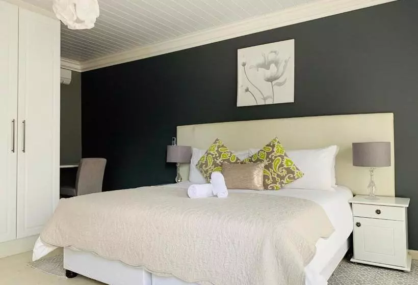 پانسیون Resthaven Guest House