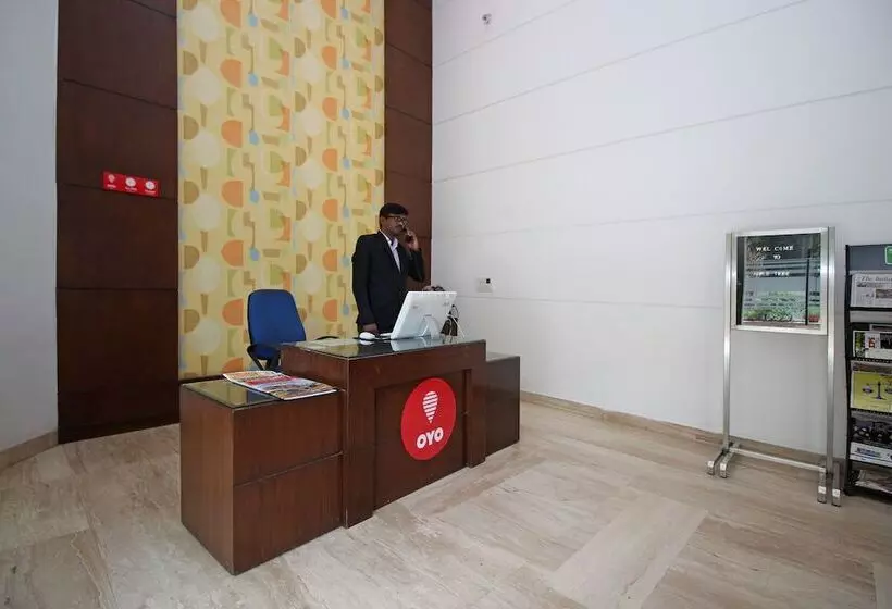 Hotel Edition O 30043 Yellow White Residency