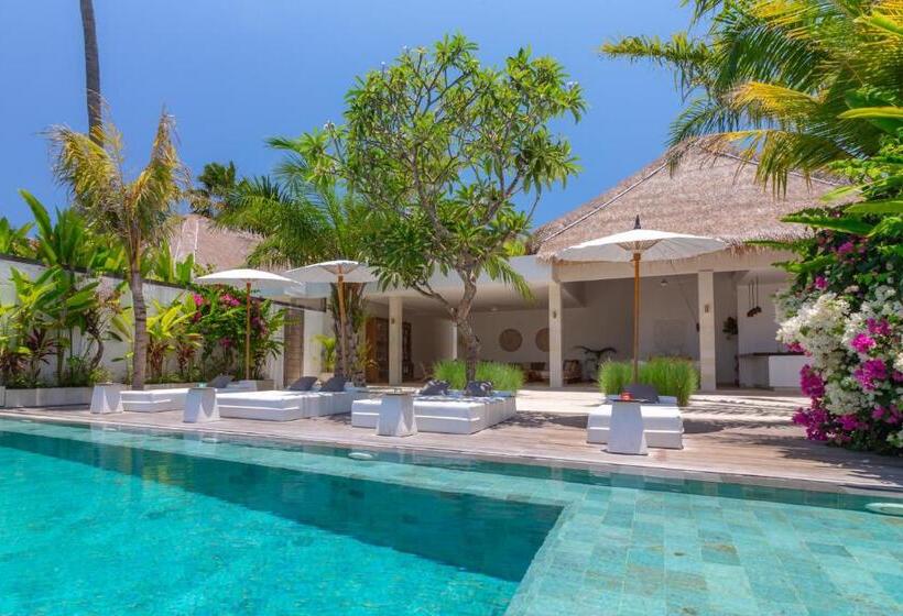 Отель Lempuyang Boutique