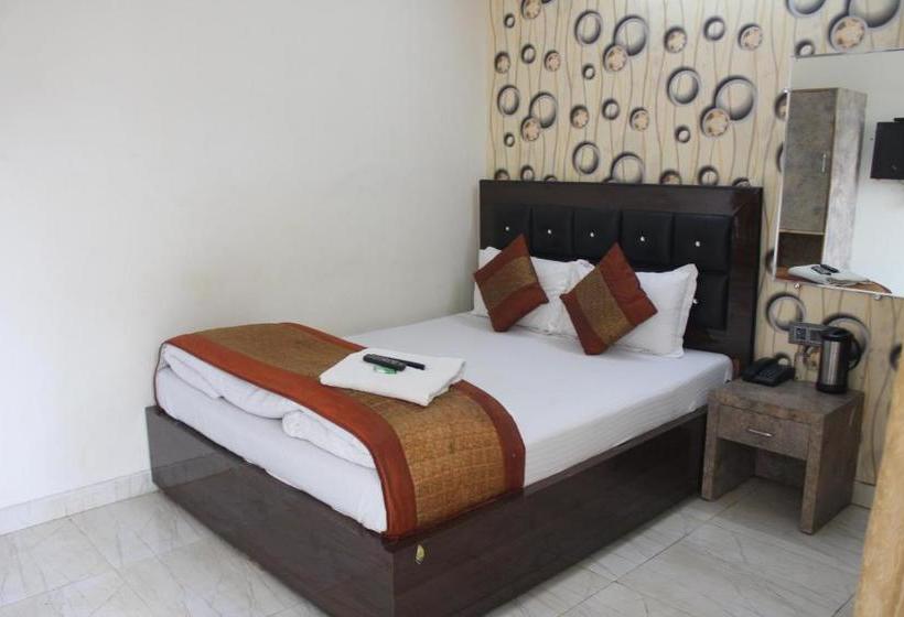 בית מלון כפרי Marwari