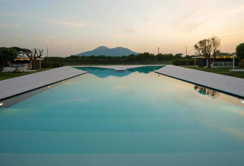 Отель Secret Garden Resort & Spa