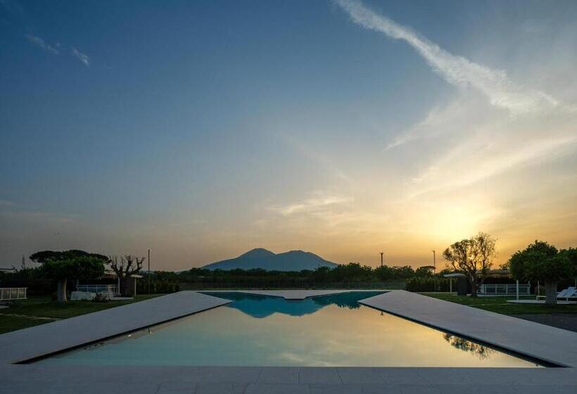 Отель Secret Garden Resort & Spa