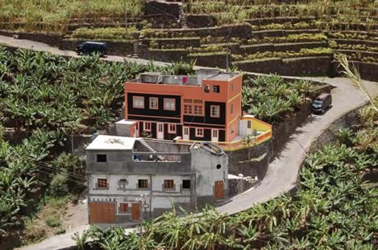 تختخواب و صبحانه Casa Xoxo