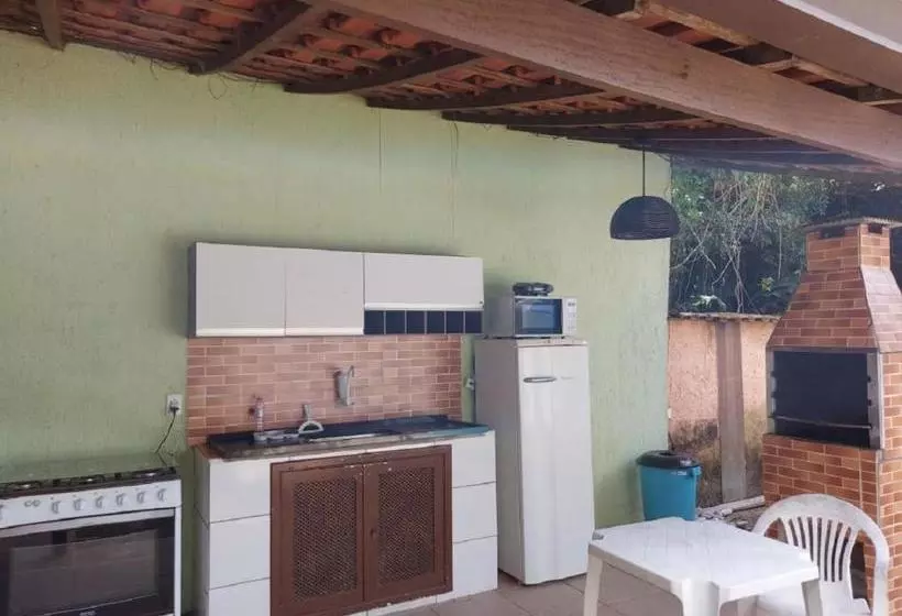 ペンション Pousada Chalé Boracéia