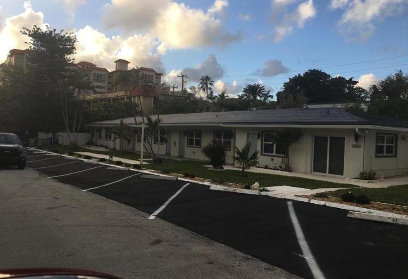 Costa Este Pompano Beach