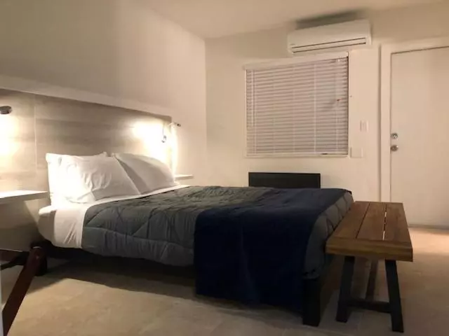 Costa Este Pompano Beach