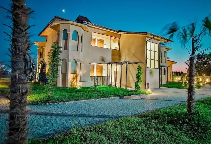 هتل Anaklia Resort by Pratap's Signature