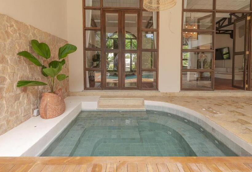 ホテル Paradise Beach Lodge