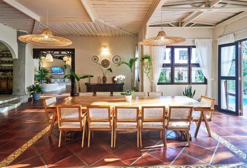 ホテル Paradise Beach Lodge