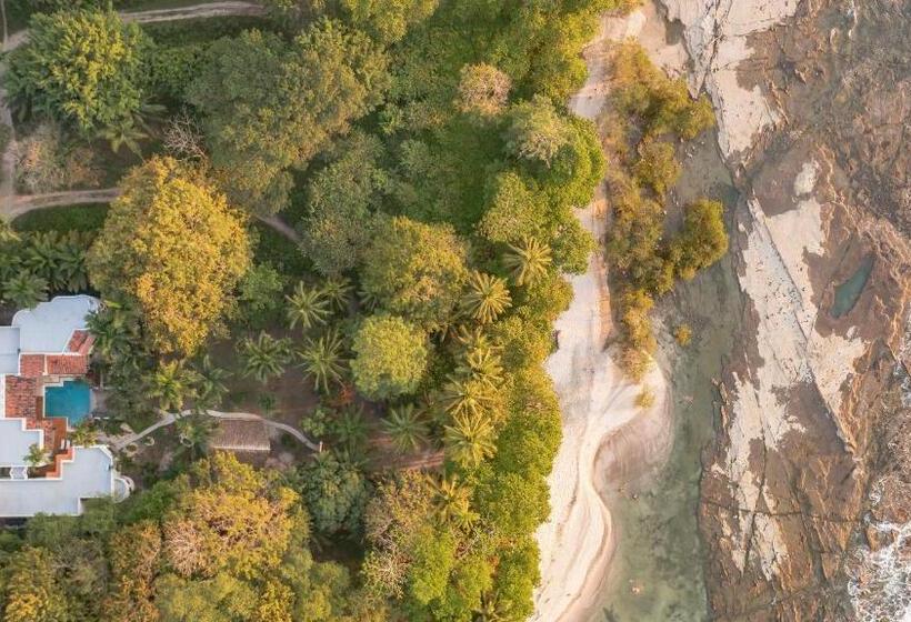 ホテル Paradise Beach Lodge