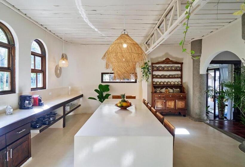 ホテル Paradise Beach Lodge