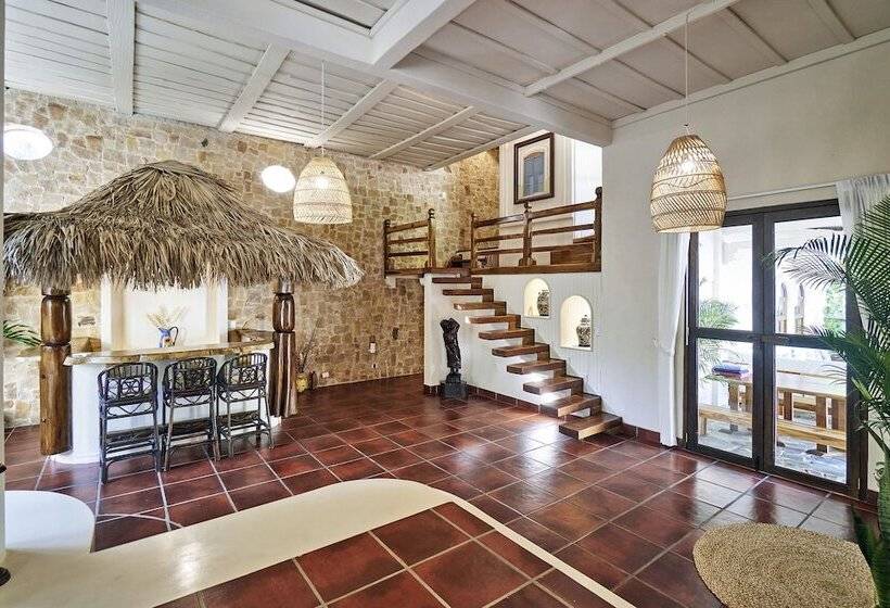 ホテル Paradise Beach Lodge