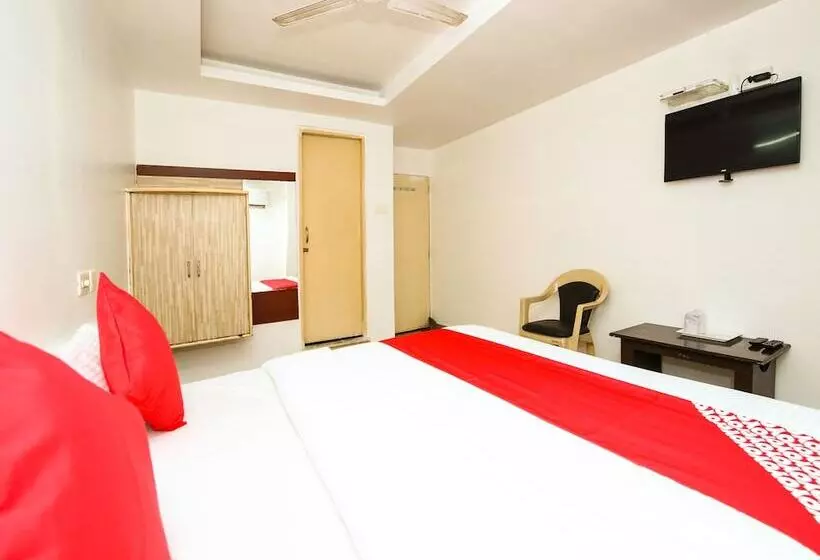 ホテル Cozy Residency