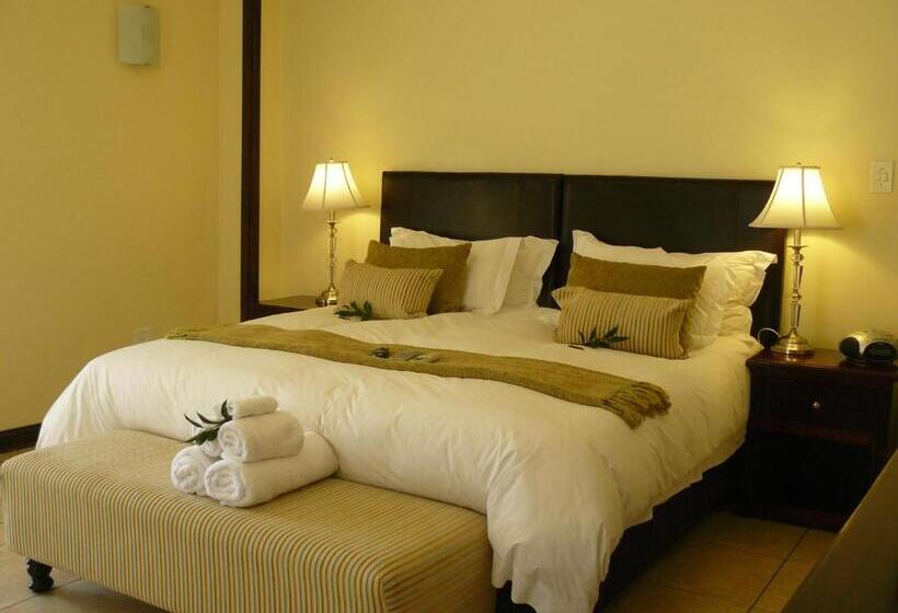 Pensionat Moon And Sixpence Garden Guest House