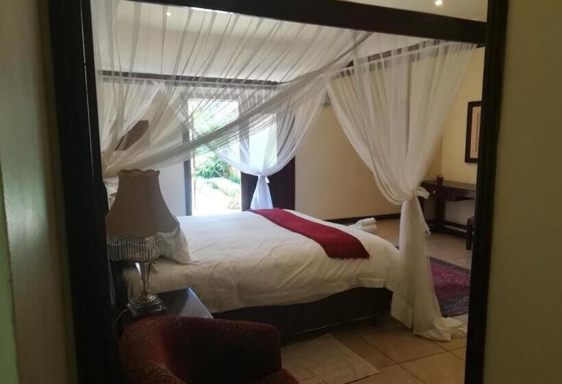 Pensionat Moon And Sixpence Garden Guest House