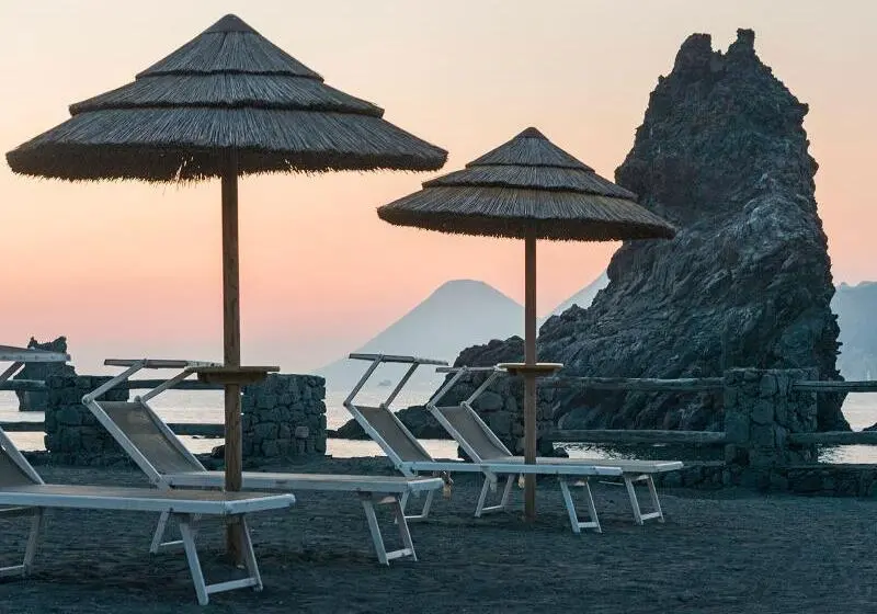 ホテル Hotiday Vulcano Porto