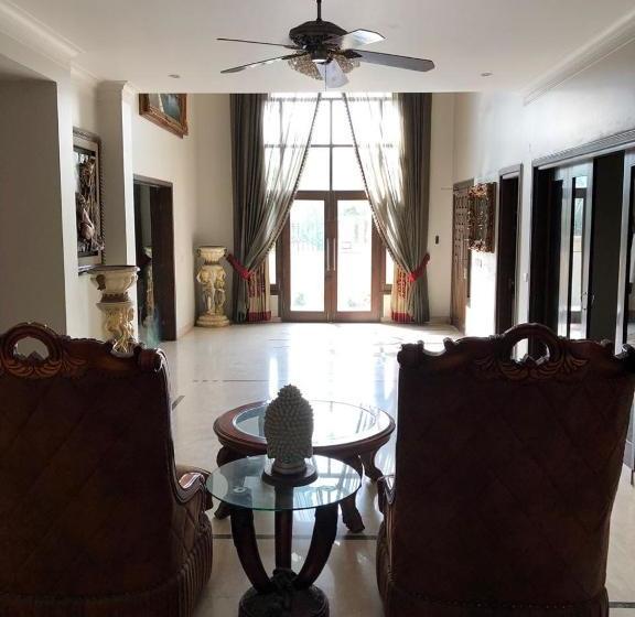 Bed and Breakfast Urban Key House