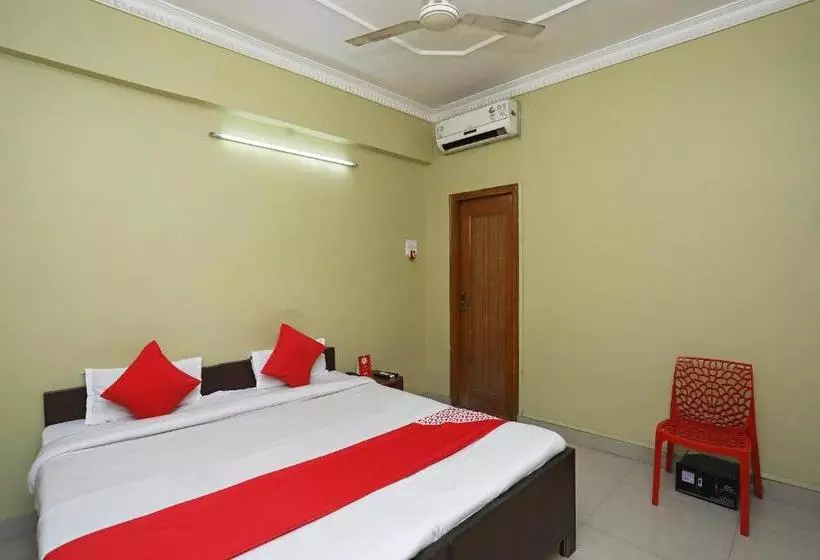 Oyo 22434 Hotel Royal Arya