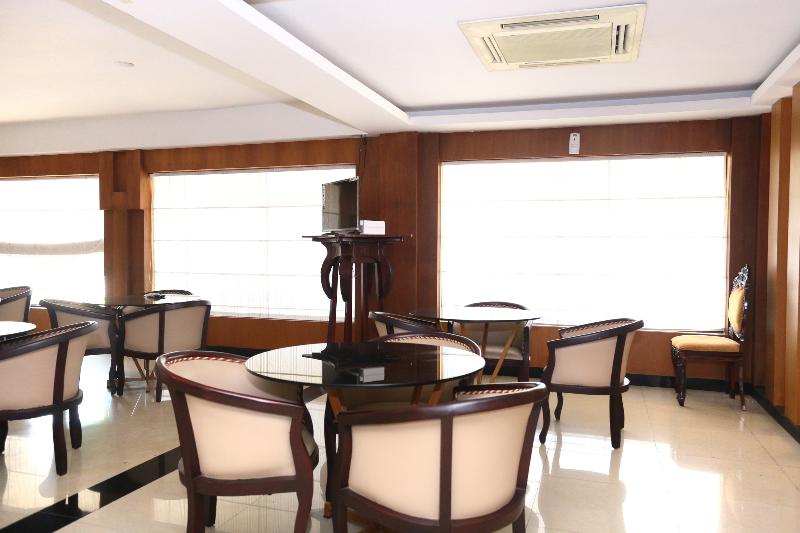 בית מלון כפרי Collection O Dona Castle