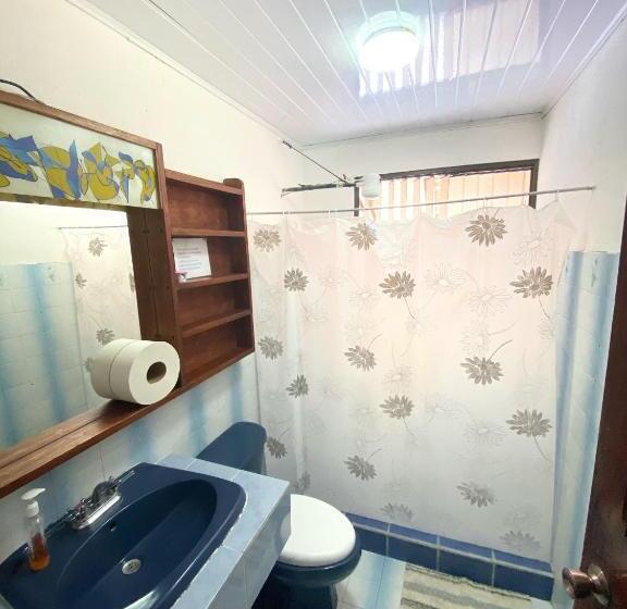 هاستل Amimodobeachrooms