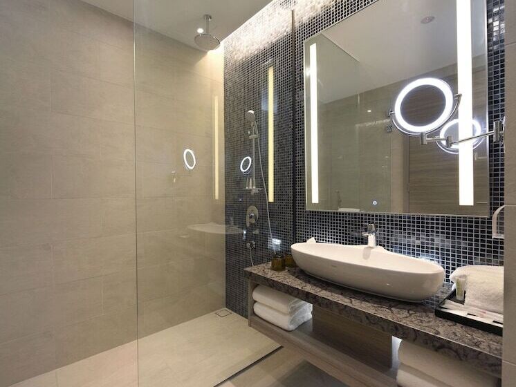 Hotel Capri By Fraser Johor Bahru