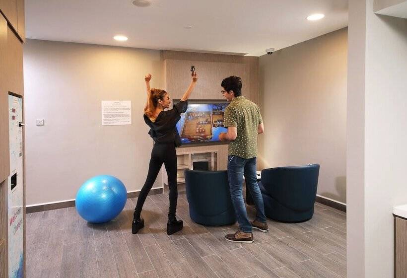 Hotel Capri By Fraser Johor Bahru