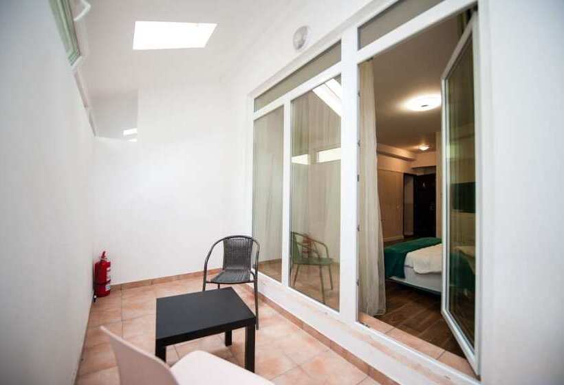 بنسيون Sia Residence