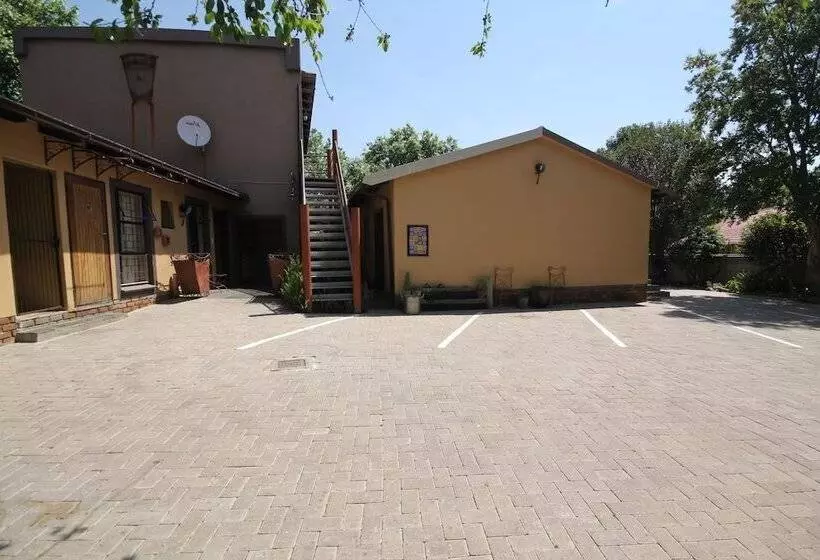 Pension The Guesthouse