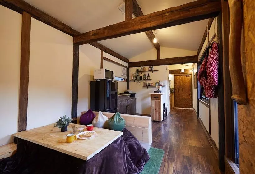 ペンション Glampic Guesthouse   Hostel